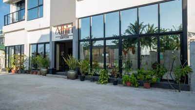 Maldives Island Hopping Escape - Local Island & 5 Star Resort | 7 Nights Full Board - Image - 17929