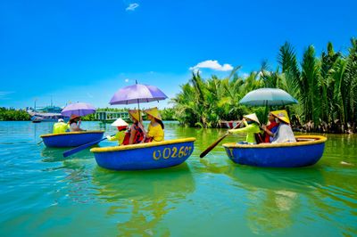 Coconut Jungle – Hoi An Old Town – Boat Ride & Release Flower Lantern Half Day - Image - 17219
