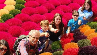 HALF DAY TOUR: HAT CONICAL VILLAGE & QUANG PHU CAU INCENSE VILLAGE (NO LUNCH) - Image - 25738
