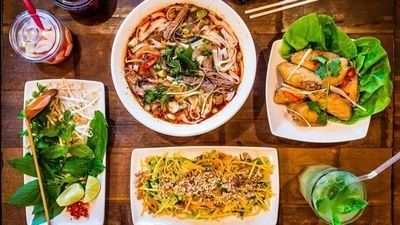 A HALF DAY FOOD TOUR IN HANOI - Image - 18814