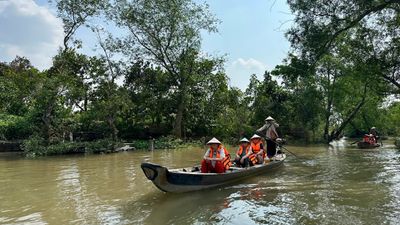 MEKONG DELTA FULL DAY – CAI BE & TAN PHONG ISLAND - PREMIER GROUP TOUR - Image - 18271