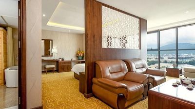 Tour Du Lịch Miền Trung 4N3Đ: HCM - Đà Nẵng - Bà Nà - Hội An - Huế - Quảng Bình, Vé Máy Bay Khứ Hồi + KS 4*, T5 hàng tuần - Image - 6079