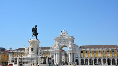 Lisbon City Tour, full day (with a licensed guide, some entrances included) - Image - 19259