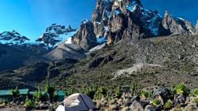 6-Day Mount Kenya Sirimon Route Trek – Summit Point Lenana (4,985m) - Image - 22042