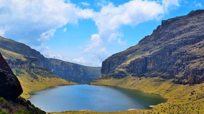 6-Day Mount Kenya Chogoria Route Trek – Summit Point Lenana (4,985m) - Image - 22045