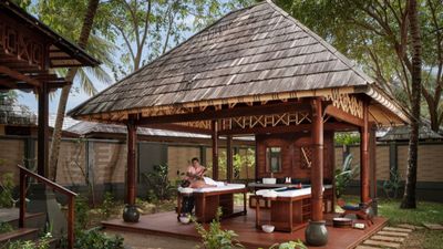 Maldives Island Hopping Escape - Local Island & 5 Star Resort | 7 Nights Full Board - Image - 17915