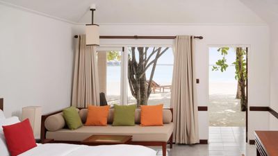 Maldives Island Hopping Escape - Local Island & 5 Star Resort | 7 Nights Full Board - Image - 17918