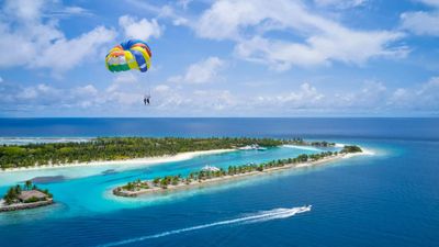Maldives Island Hopping Escape - Local Island & 5 Star Resort | 7 Nights Full Board - Image - 17914