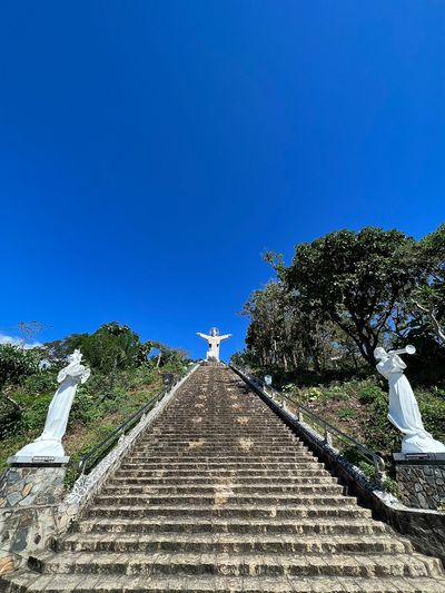 VUNG TAU FULL-DAY TRIP: BEACH, CULTURE & SIGHTSEEING - Image - 2483