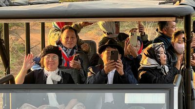 NAM PHI – VÙNG ĐẤT CẦU VỒNG : CAPE TOWN – NÚI BÀN – MŨI HẢO VỌNG – SAFARI GAME – PRETORIA – SOWETO – JOHANNESBURG - Image - 6434
