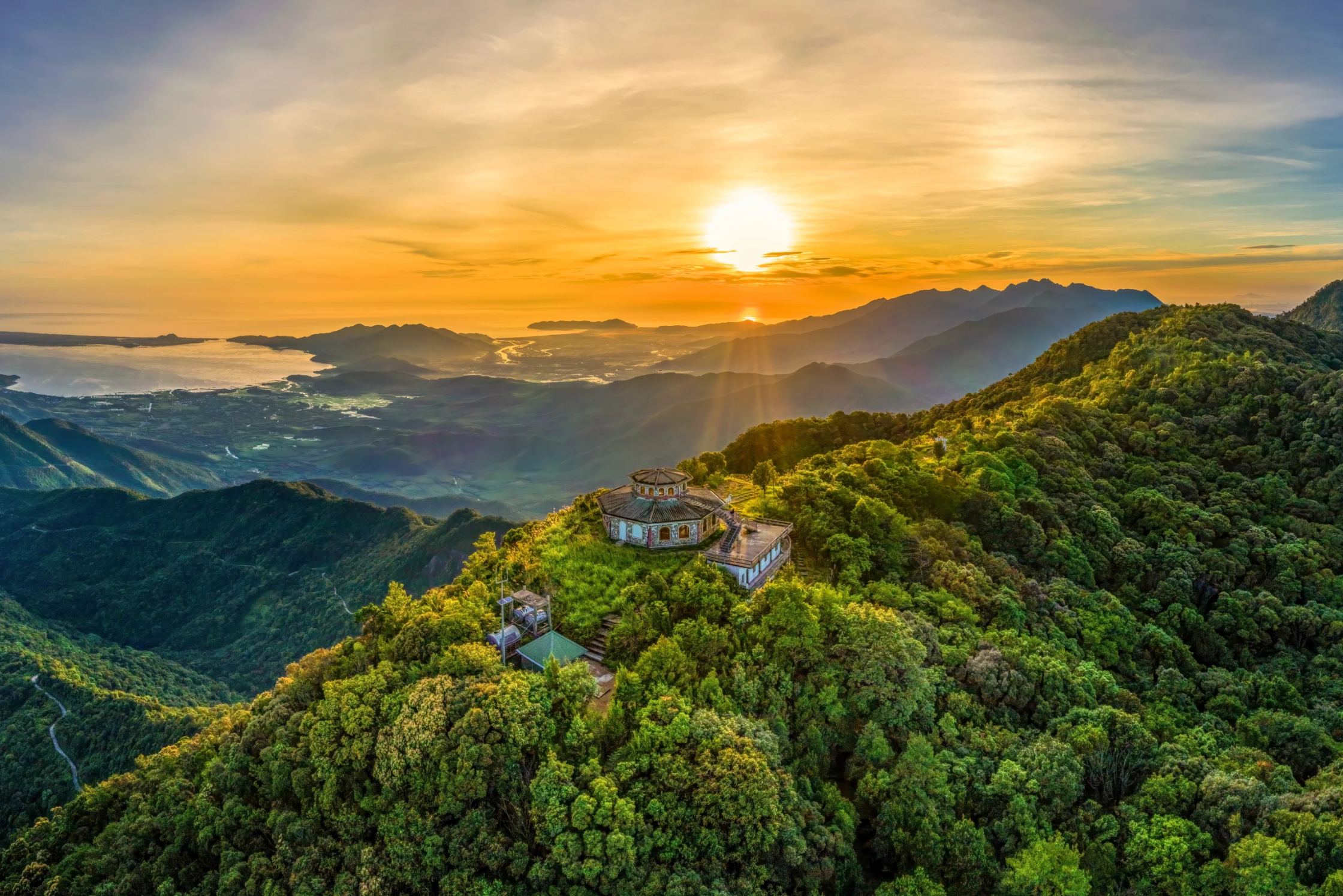 Bach Ma National Park Trek & Lunch Day Trip form Da Nang