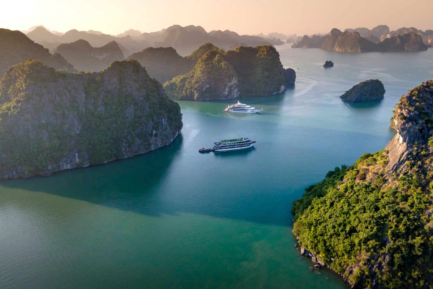 Paradise Elegance Halong Cruise 2D1N
