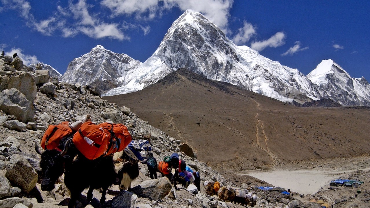 Everest Base Camp & Gokyo Ri Trek – 16 Nights 17 Days - Image - 14490