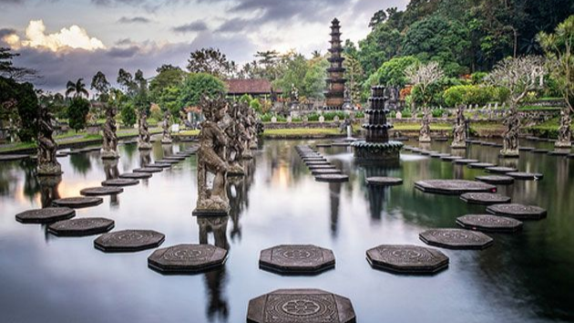 5D4N Honeymoon in Bali Island - Uluwatu Sunset, Lempuyang Gate & Nusa Penida Romance - Image - 12081