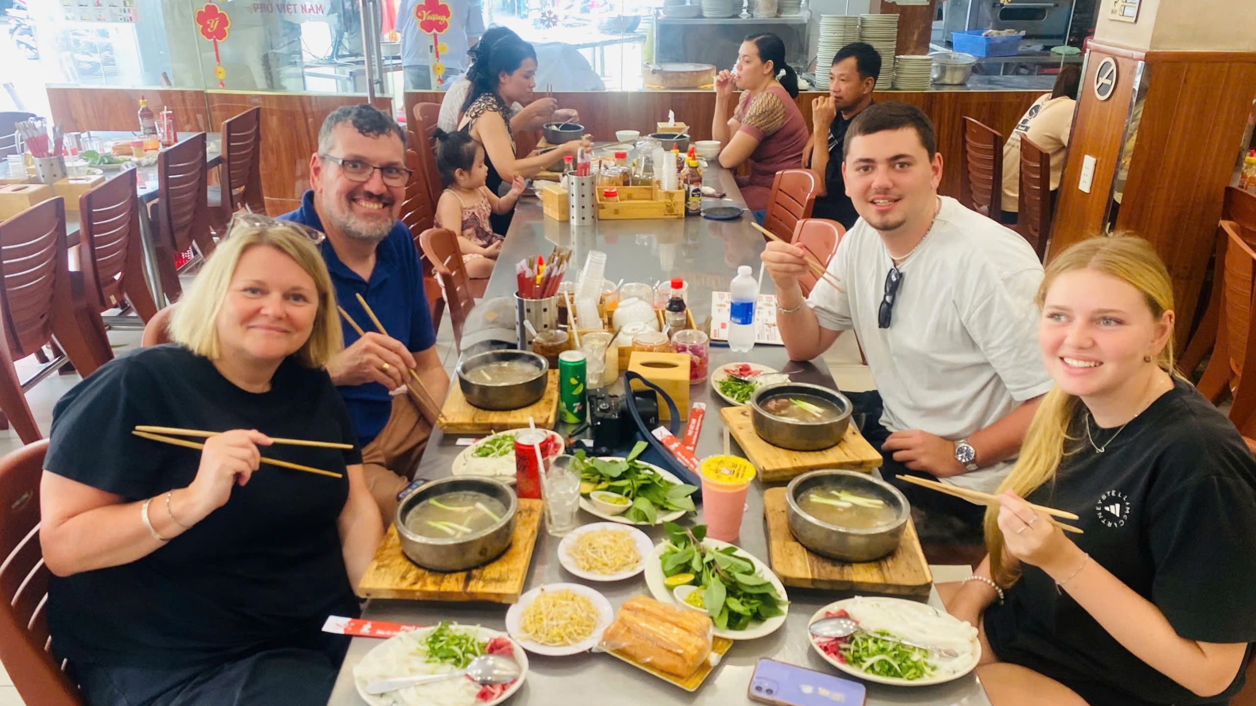 CU CHI TUNNELS AND SAIGON CITY TOUR 1 DAY LUXURY - Image - 9722