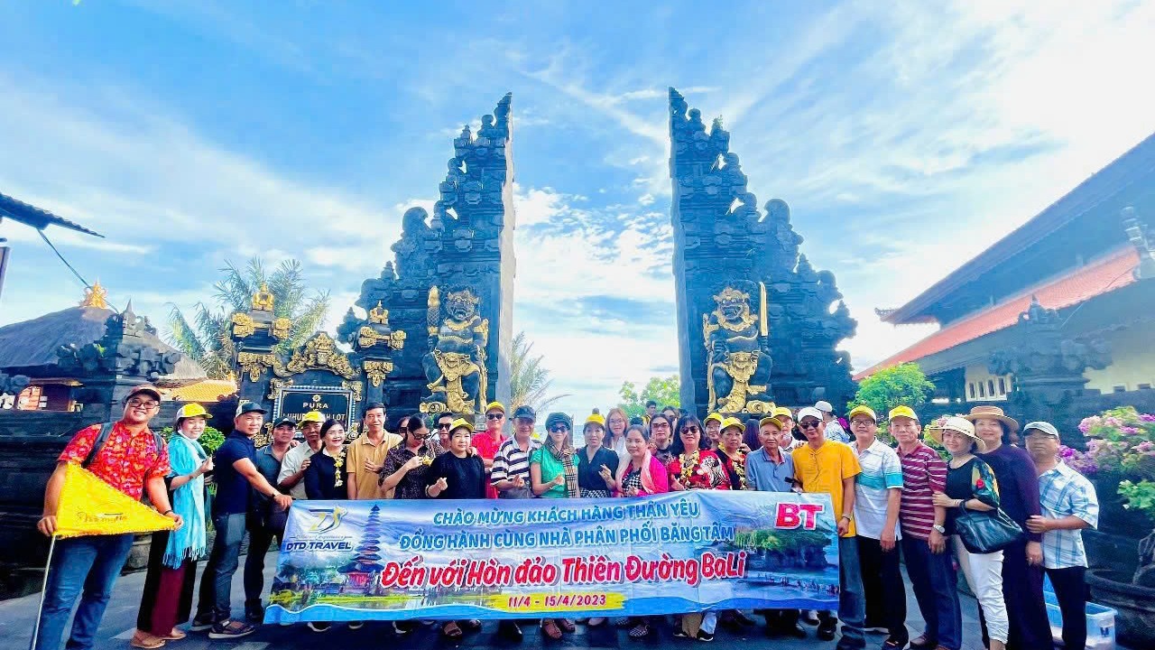 BALI 4 NGÀY ĐI ĐẢO NUSA PENIDA - VÙNG ĐẤT CỦA CÁC VỊ THẦN - Image - 5085