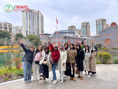 Tour Trung Quốc: Thượng Hải – Hàng Châu – Ô Trấn No Shopping 5N4Đ - khu-pho-tan-thien-dia-trung-quoc-jtravel - 22190