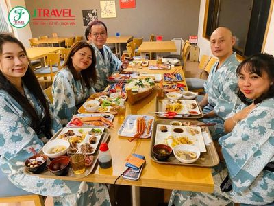 Tour Nhật Bản Mùa Thu 6N5Đ: Cung Đường Vàng Osaka – Kyoto – Phú Sĩ – Tokyo - Thưởng thức cua tuyết tại nơi tắm Osen - 22207