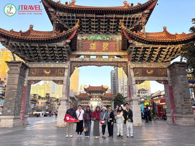 Tour Trung Quốc No Shopping: Đại Lý – Lệ Giang – Côn Minh 5N5Đ | Khởi Hành Hà Nội - cong-kim-ma-bich-ke-diem-checkin-con-minh - 22302