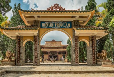 Tour Đà Lạt: Săn Mây – Trạm Ký Ức – Fresh Garden 3N3Đ - THIỀN VIỆN TRÚC LÂM - 23243