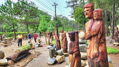 Tour Tây Nguyên: Măng Đen - Pleiku - Buôn Ma Thuột 3N3Đ - Khu vườn Tượng - 23382