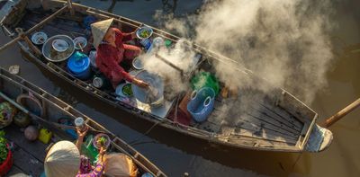 Tour Miền Tây: Mỹ Tho - Châu Đốc - Cần Thơ 3N2Đ - Văn hóa chợ nổi là nét đặc trưng của vùng sông nước Mekong. - 23471