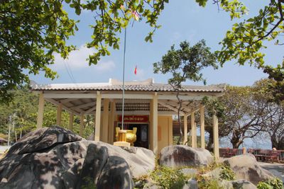 Tour Đảo Hòn Sơn 2 Ngày 2 Đêm Từ TP.HCM | Khởi hành thứ 6 hàng tuần - Lăng Ông Nam Hải - 23574