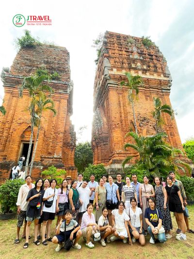 Tour Quy Nhơn: Hòn Khô - Kỳ Co - Eo Gió - Ghềnh Ráng 3N3Đ - thap-nhan-tour-phu-yen - 23691