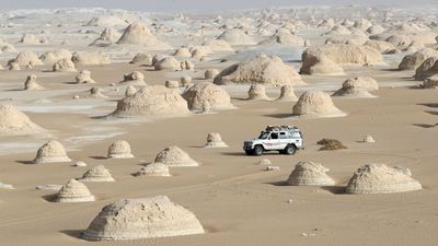 Tour Jordan - Ai Cập 10N9Đ: Aman - Madaba – Petra - Wadirum - Jerash - Cairo Ốc Đảo Bahariya – Sa Mạc Trắng - Sa Mạc Trắng & Sa Mạc Đen Bahariya - 23798