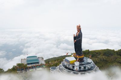 Tour Núi Bà Đen Tây Ninh: Sài Gòn – Tây Ninh – Toà Thánh Tây Ninh – Chùa Gò Kén Trong Ngày - tuong_phat_ba_quan_am_nui_ba_den - 23827