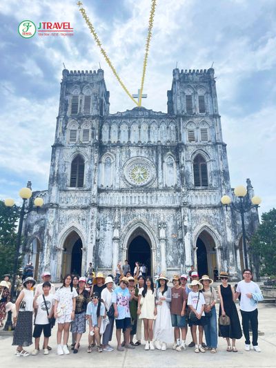 Tour Phú Yên - Cù Lao Mái Nhà 3N3Đ - nha-tho-mang-lang - 23902