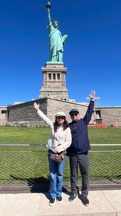 Tour Du Lịch Mỹ Xem Chung Kết World Cup 2026 - chup-anh-voi-cay-cau-brooklyn-new-york-jtravel - 24342