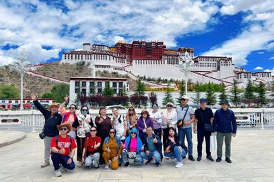 Tour Trung Quốc No Shopping: Hành Trình Tây Tạng Huyền Bí 6N5Đ - z6652226401529_91b6784b37949ccf2ea704a320b65463 - 24595