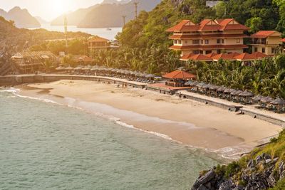 Tour Cao Cấp Miền Bắc: Hạ Long - Vịnh Lan Hạ - Cát Bà - Vũ Điệu Biển Khơi 4N3Đ - Bãi Tắm Cát Cò 3 - 24656