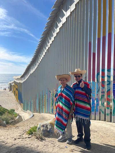 Tour Mỹ: Bờ Tây Hoa Kỳ - Mexico | Los Angeles - Las Vegas - San Diego - Mexico - z5960677173826_563c14c7e0fe8a3fe7fe03d0e75bd5f4 - 24815