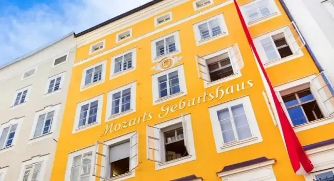 Mozart's birth house: tickets, timetables and useful information for the visit - Austriavienna.info