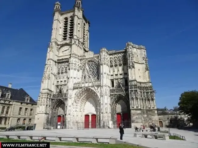 Cathédrale Saint-Pierre Saint-Paul | Film France