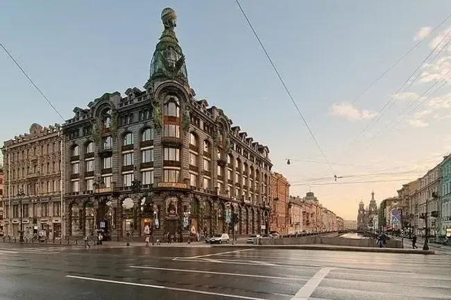 Đại Lộ Nevsky: Nơi Huyền Thoại Nước Nga Vẫy Gọi